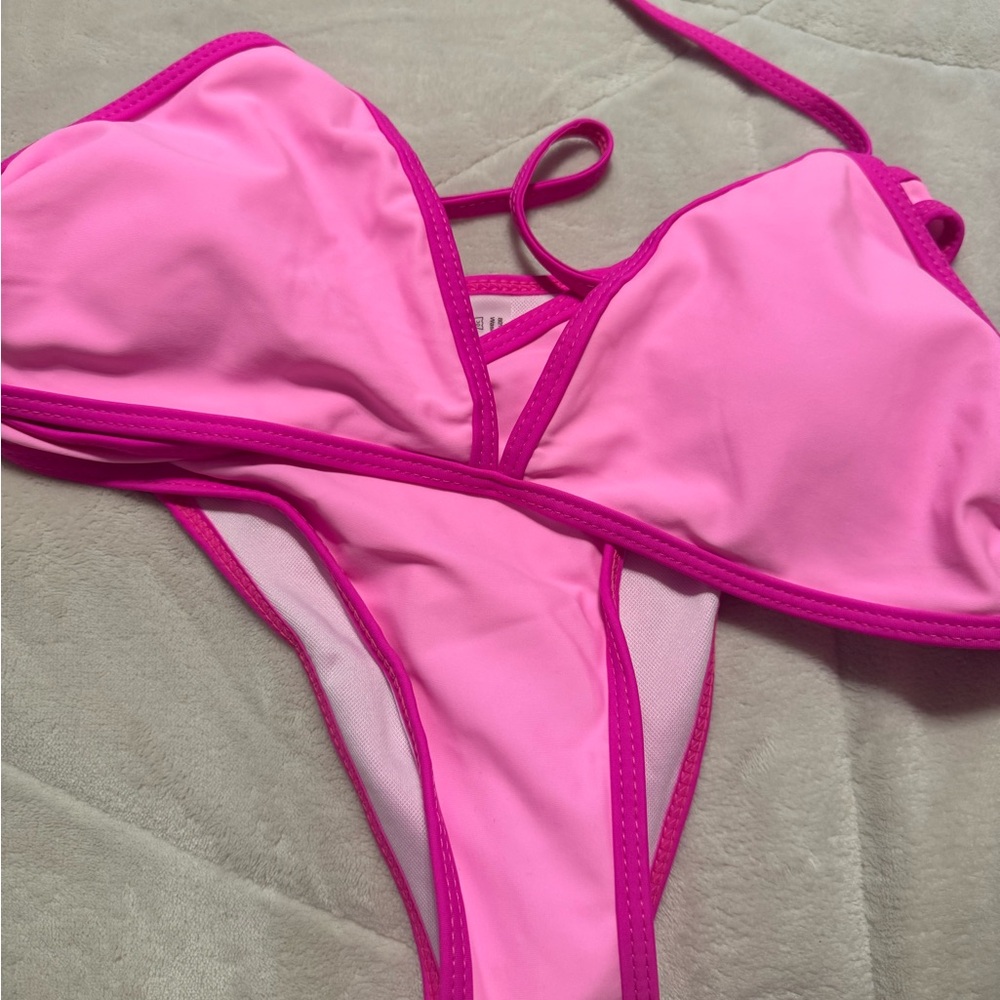 Pink Bikini Set - Picture 2 of 3